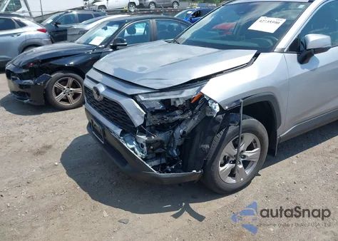 2024 Toyota Rav4 Xle из США, поврежденный, VIN 2T3P1RFV0RC429944
